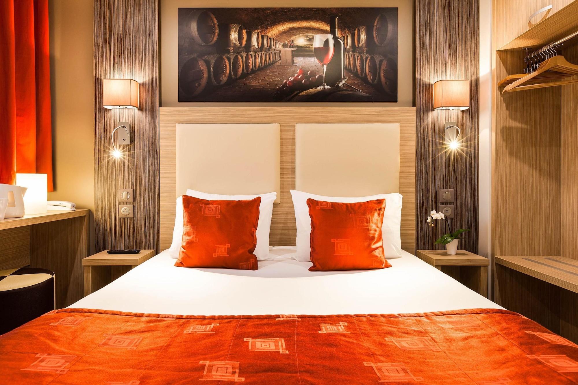 Comfort Hotel Orléans Olivet Provinces Esterno foto