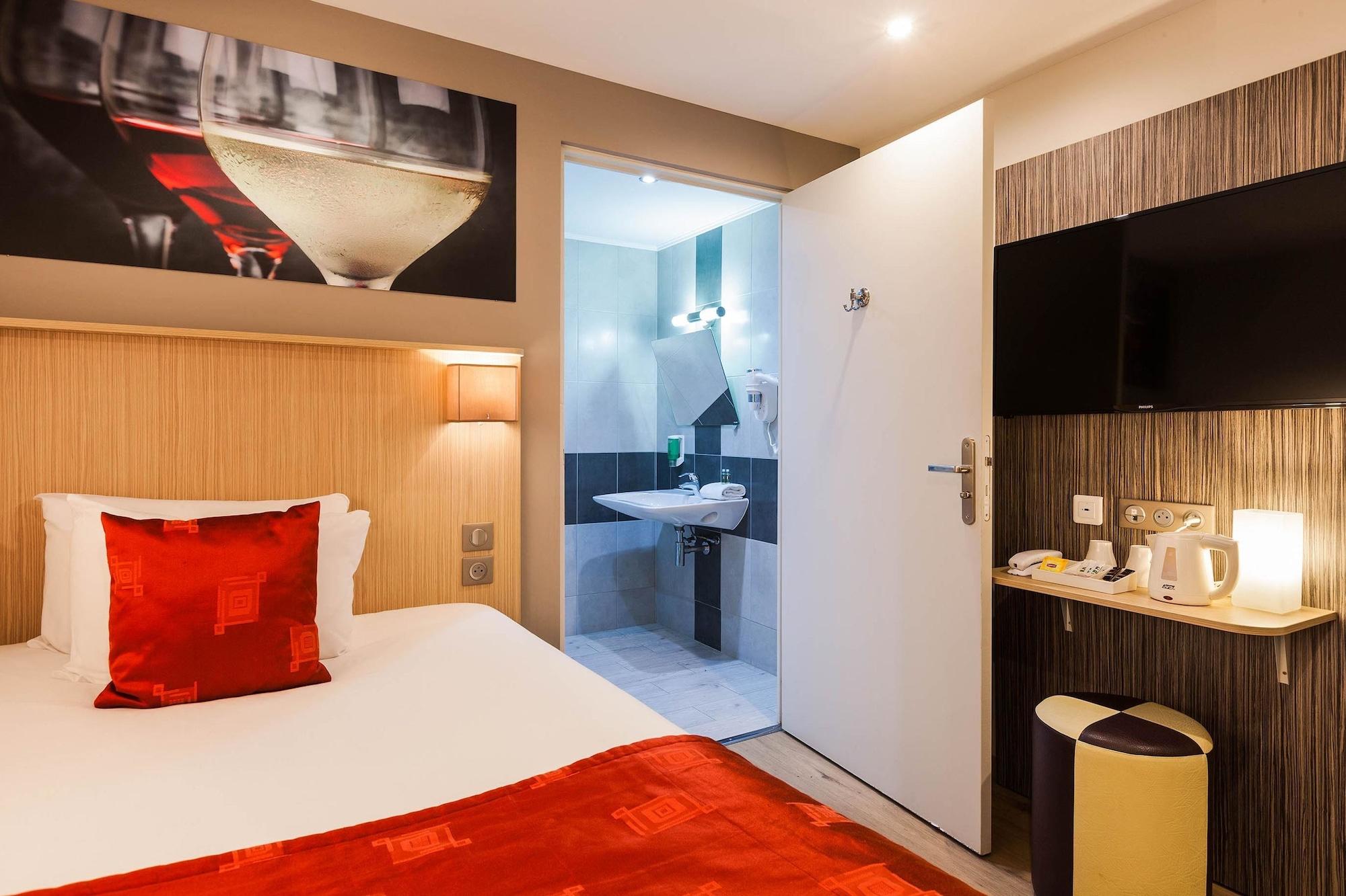 Comfort Hotel Orléans Olivet Provinces Esterno foto